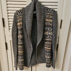 St. John's Bay Gray and Tan Patterned Cardigan